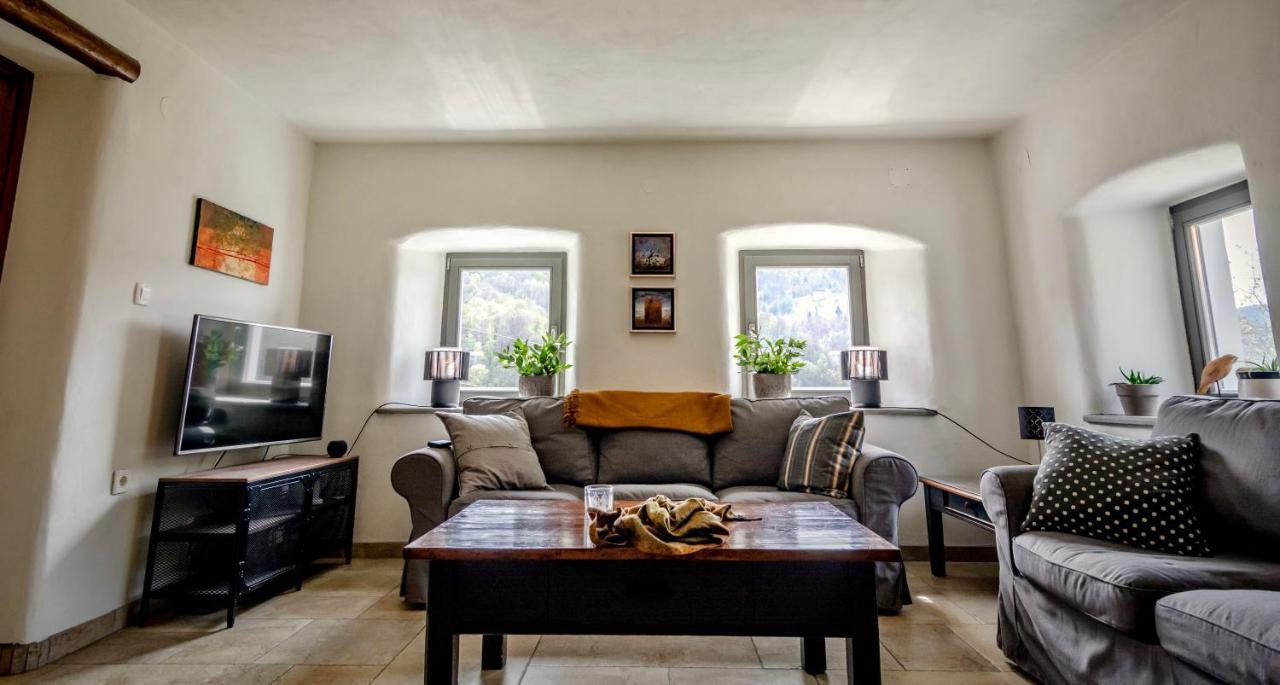 Kuninez, Holiday Home With Summer Kitchen Мост-на-Сочі Екстер'єр фото
