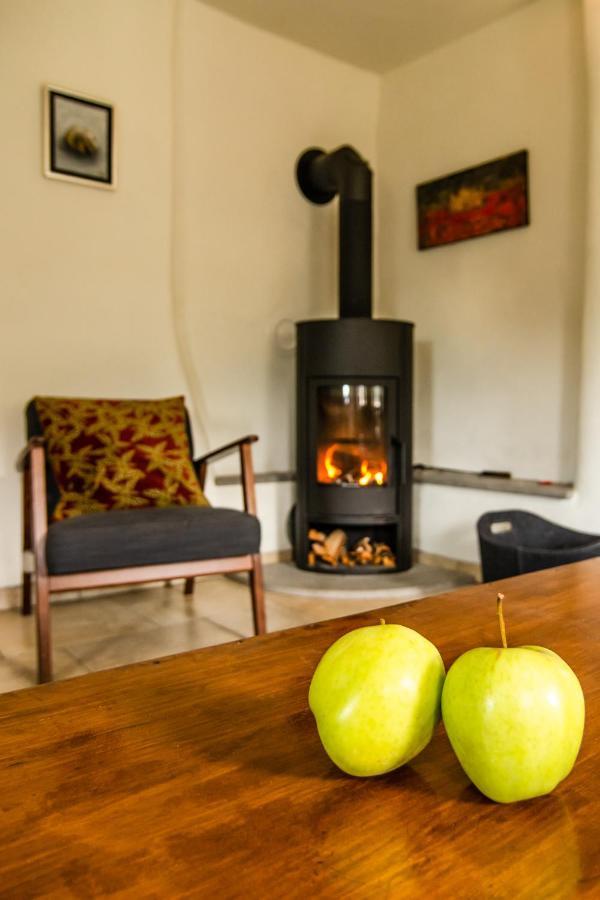 Kuninez, Holiday Home With Summer Kitchen Мост-на-Сочі Екстер'єр фото